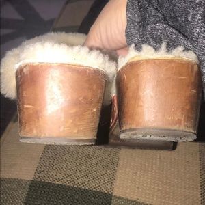 Ugg clogs like a rust/red color size 7 good condition